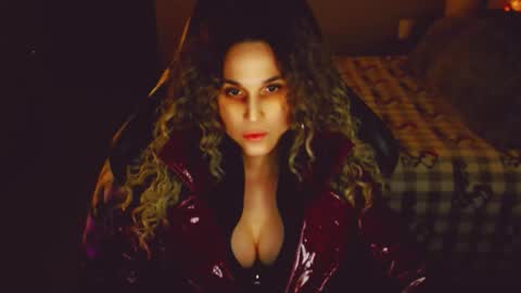 Kitty online show from March 2026 12:45:02 PM