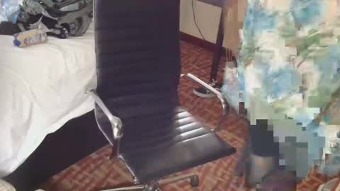 Snapshot of pwnst3rz chatting on December 2024 10:14:02 PM pwnst3rz online show from December 2024 10:14:02 PM