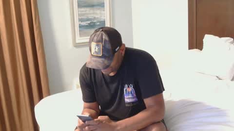 Snapshot of pwnst3rz chatting on December 2024 04:09:02 AM pwnst3rz online show from December 2024 04:09:02 AM