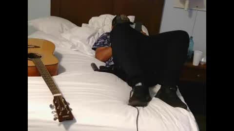 Snapshot of pwnst3rz chatting on December 2024 10:47:01 PM pwnst3rz online show from December 2024 10:47:01 PM