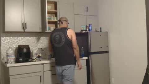 Snapshot of pwnst3rz chatting on January 2026 01:38:01 PM pwnst3rz online show from January 2026 01:38:01 PM