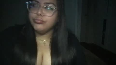 Snapshot of pytbbw chatting on December 2024 07:51:02 AM Prettypink Tinyhole online show from December 2024 07:51:02 AM