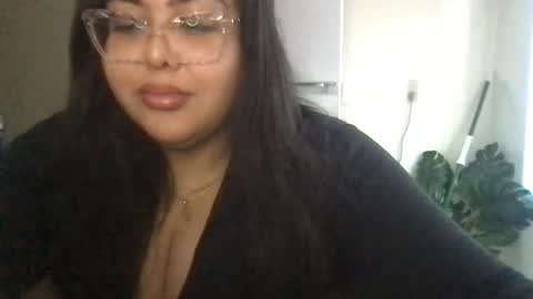 Snapshot of pytbbw chatting on January 2025 10:06:02 PM Prettypink Tinyhole online show from January 2025 10:06:02 PM