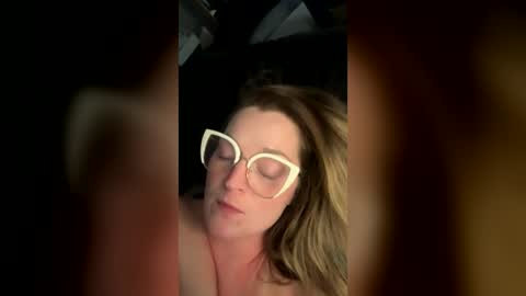 Snapshot of qbizzle3 chatting on July 2026 02:12:01 PM qbizzle3 online show from July 2026 02:12:01 PM