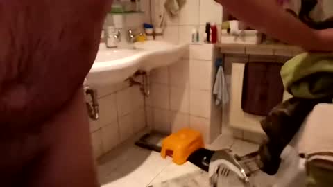 Snapshot of qm0722 chatting on January 2025 06:14:01 PM qm0722 online show from January 2025 06:14:01 PM