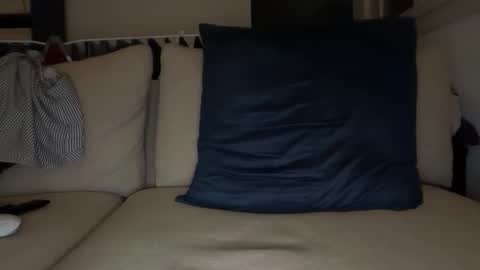 Quentin online show from April 2026 10:23:02 PM