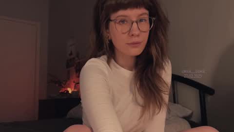 Snapshot of quack__quack chatting on February 2025 03:05:01 PM online show from February 2025 03:05:01 PM