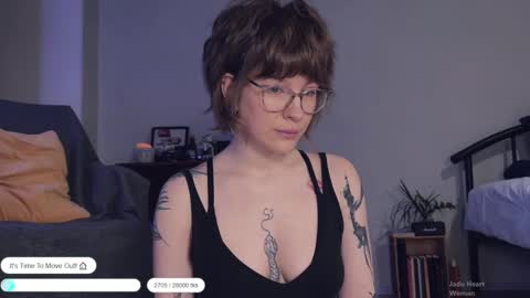 Snapshot of quack__quack chatting on December 2025 02:11:01 PM online show from December 2025 02:11:01 PM