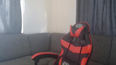 Hellene online show from April 2026 05:03:02 AM