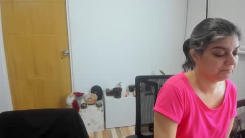 queemking online show from January 2026 11:31:02 PM