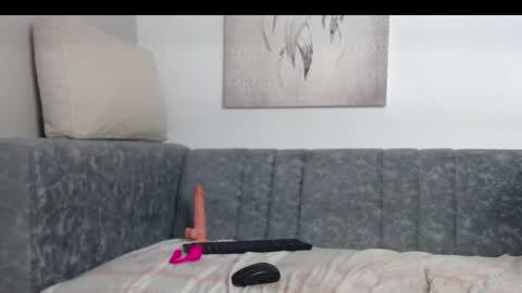 ANTONELLA online show from May 2026 12:03:02 PM