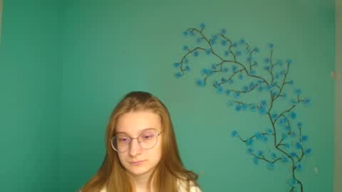 Amelie online show from March 2026 12:09:01 PM