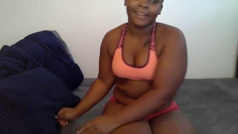 queen_arriana online show from May 2026 06:21:03 AM