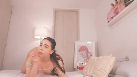 Sofia online show from April 2026 03:26:01 AM