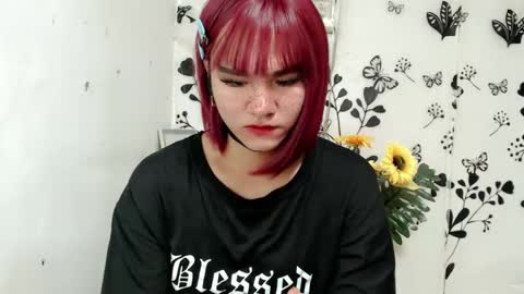 Snapshot of queen_elicktra chatting on January 2025 08:42:01 PM JOY online show from January 2025 08:42:01 PM