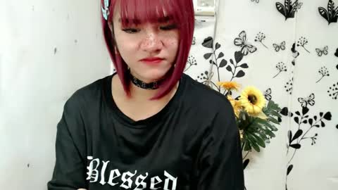 Snapshot of queen_elicktra chatting on February 2025 01:06:01 PM JOY online show from February 2025 01:06:01 PM