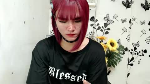 Snapshot of queen_elicktra chatting on February 2025 05:45:01 PM JOY online show from February 2025 05:45:01 PM