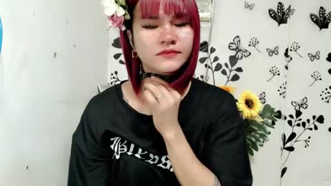 Snapshot of queen_elicktra chatting on February 2025 04:36:01 PM JOY online show from February 2025 04:36:01 PM