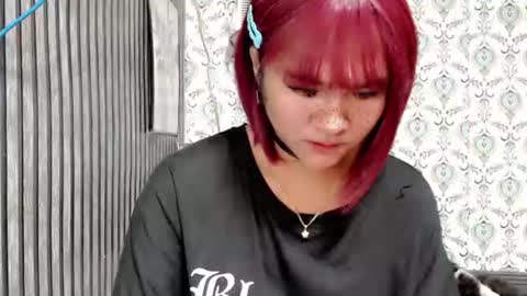 Snapshot of queen_elicktra chatting on September 2025 05:30:01 AM JOY online show from September 2025 05:30:01 AM