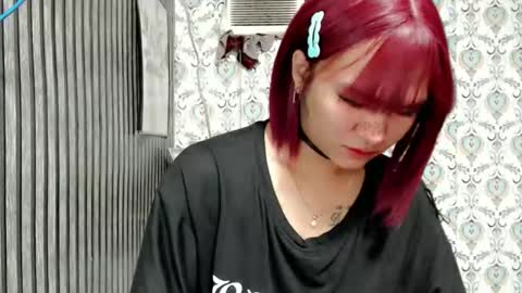 Snapshot of queen_elicktra chatting on October 2025 01:27:01 AM JOY online show from October 2025 01:27:01 AM