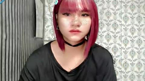 Snapshot of queen_elicktra chatting on October 2025 12:14:01 AM JOY online show from October 2025 12:14:01 AM