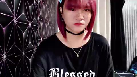 Snapshot of queen_elicktra chatting on November 2025 04:07:01 PM JOY online show from November 2025 04:07:01 PM