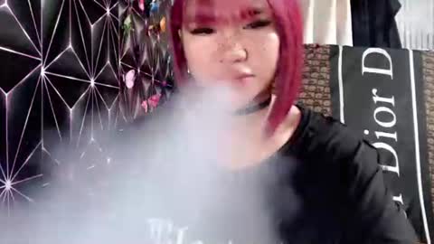 Snapshot of queen_elicktra chatting on November 2025 12:16:02 AM JOY online show from November 2025 12:16:02 AM