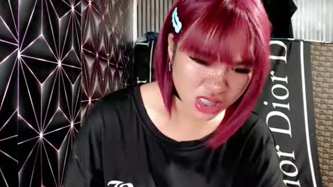 Snapshot of queen_elicktra chatting on December 2025 04:38:01 PM JOY online show from December 2025 04:38:01 PM