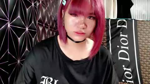 Snapshot of queen_elicktra chatting on December 2025 11:24:01 PM JOY online show from December 2025 11:24:01 PM