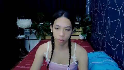 queen_gia online show from May 2026 09:58:02 AM