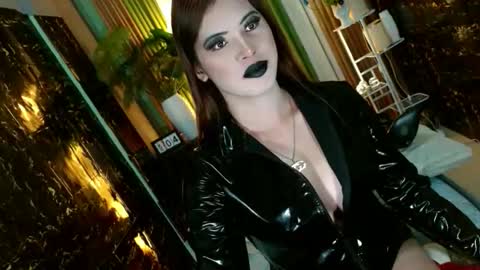 Snapshot of queen_kendalx19 chatting on June 2026 10:15:02 PM Kendal online here from 6am-3pm philippine time online show from June 2026 10:15:02 PM