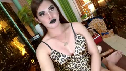 Snapshot of queen_kendalx19 chatting on July 2026 12:52:01 PM Kendal online here from 6am-3pm philippine time online show from July 2026 12:52:01 PM
