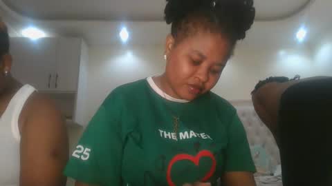Snapshot of queen_kikih chatting on May 2026 06:51:02 AM Queen kikih online show from May 2026 06:51:02 AM
