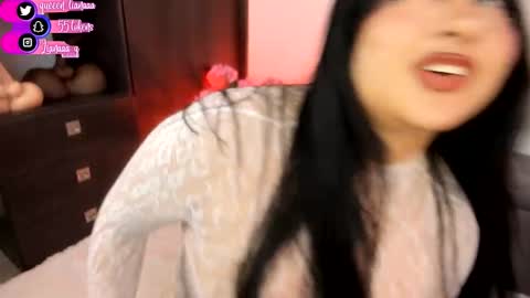 Snapshot of queen_liana chatting on November 2025 06:57:01 AM Liana online show from November 2025 06:57:01 AM