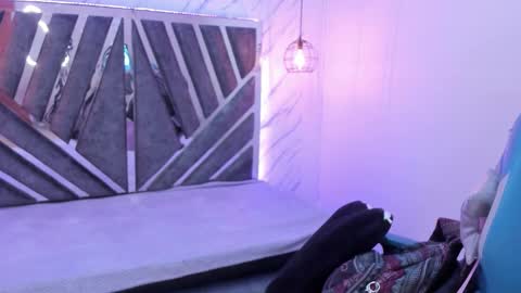   online show from September 2025 11:21:02 AM