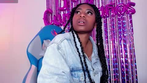   online show from October 2025 12:28:02 PM