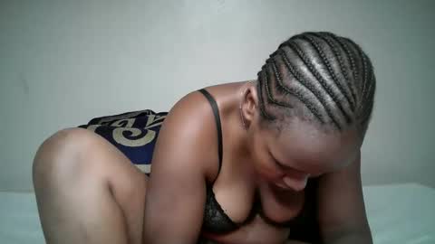 queen_pretty11 online show from May 2026 10:07:01 PM