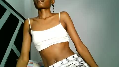 Snapshot of queen_sashavixen chatting on June 2026 04:55:01 AM queen_sashavixen online show from June 2026 04:55:01 AM
