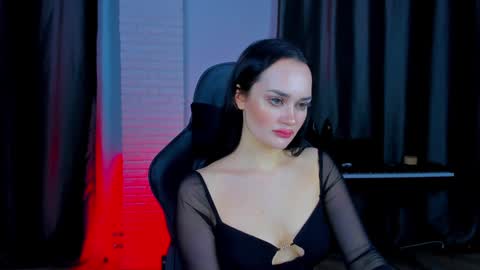 Snapshot of queenaliss chatting on February 2025 10:54:02 AM Your world and the universe Aliss online show from February 2025 10:54:02 AM