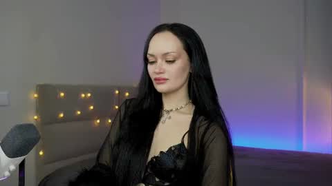 Snapshot of queenaliss chatting on July 2026 07:23:02 AM Your world and the universe Aliss online show from July 2026 07:23:02 AM