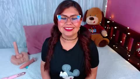 Snapshot of queenamazon_ chatting on October 2025 04:16:01 AM Queenamazon online show from October 2025 04:16:01 AM