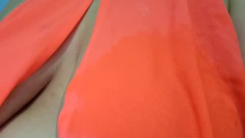 queenbea1369 online show from December 2024 03:17:02 AM