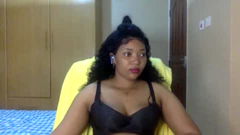 Snapshot of queenbebony2 chatting on September 2025 03:33:01 PM Queenbebony2 online show from September 2025 03:33:01 PM