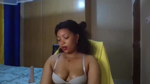 Snapshot of queenbebony2 chatting on September 2025 04:52:02 PM Queenbebony2 online show from September 2025 04:52:02 PM