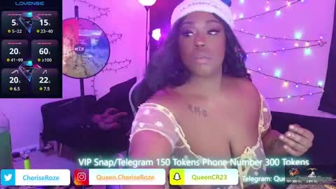 Snapshot of queencroze chatting on December 2024 01:53:01 AM Queen Cherise Roze online show from December 2024 01:53:01 AM