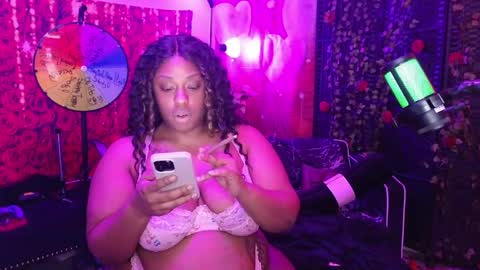 Snapshot of queencroze chatting on March 2026 04:13:02 AM Queen Cherise Roze online show from March 2026 04:13:02 AM