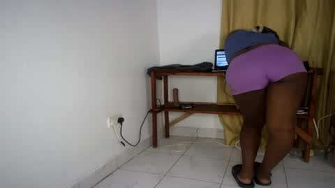 Nina online show from April 2026 06:51:02 AM