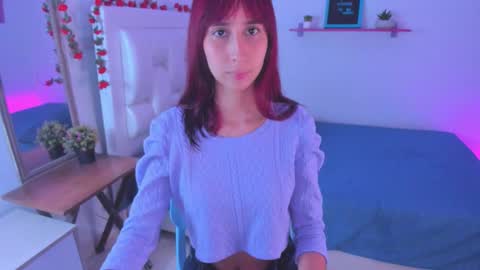 Snapshot of queenlatina10 chatting on November 2025 02:35:01 PM Andrea online show from November 2025 02:35:01 PM