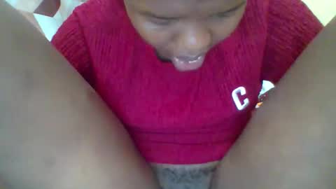 Snapshot of queenleona61 chatting on September 2025 02:40:01 PM queenleona61 online show from September 2025 02:40:01 PM