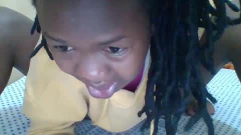 Snapshot of queenleona61 chatting on March 2026 03:43:02 AM queenleona61 online show from March 2026 03:43:02 AM